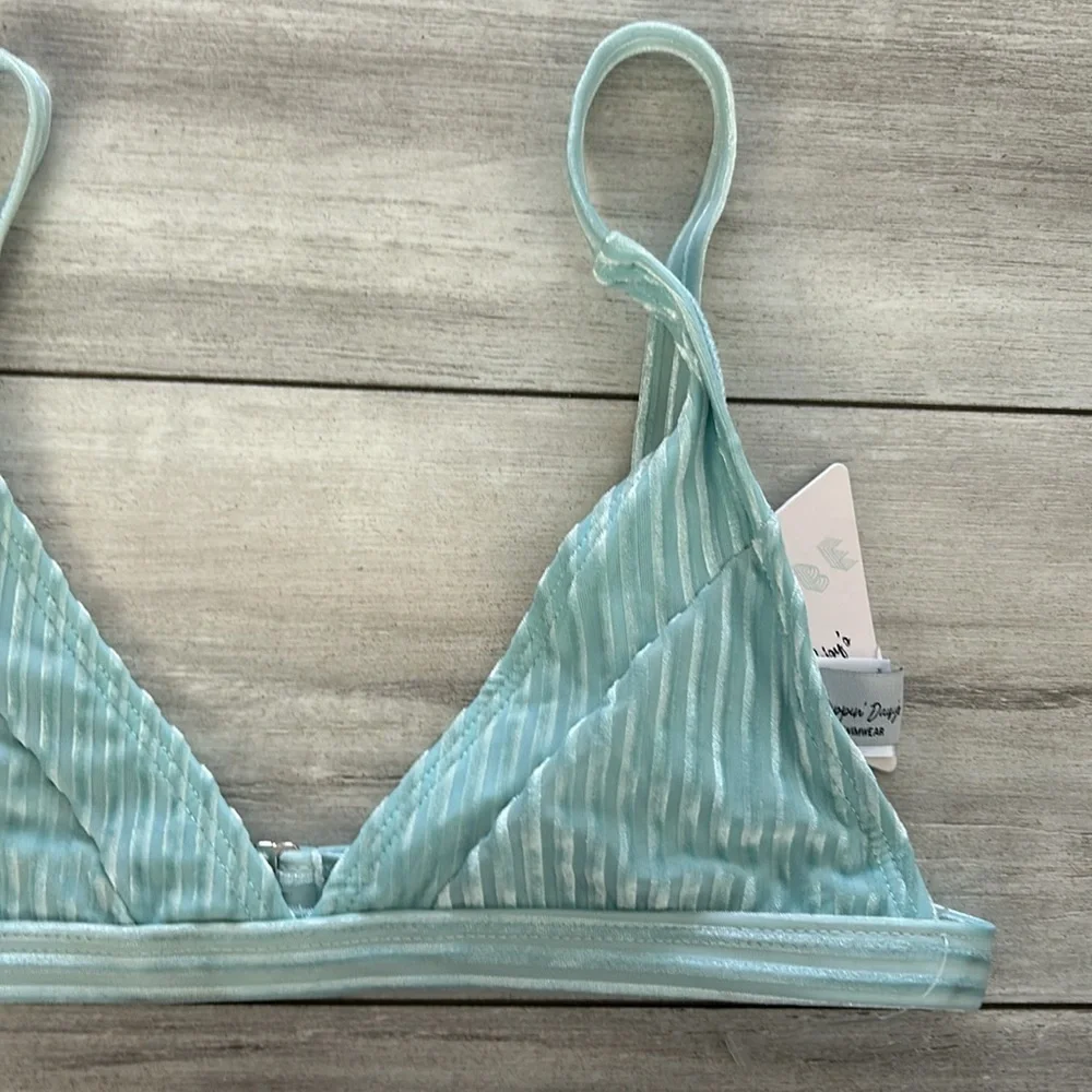Dippin' Daisys REVIBE baby blue velour bikini swim top size large NEW